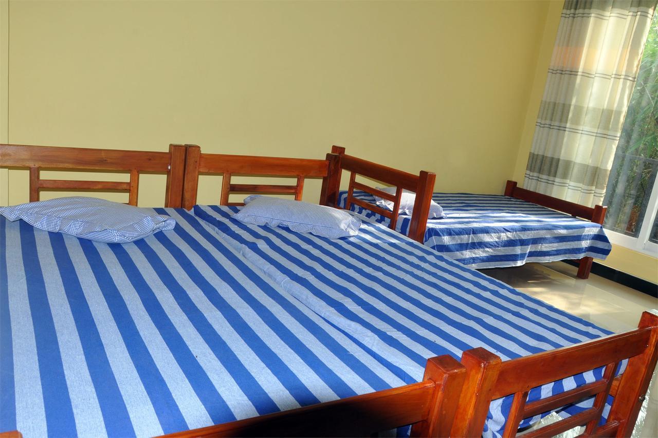 Hotel Pearl Gate Chilaw Eksteriør bilde