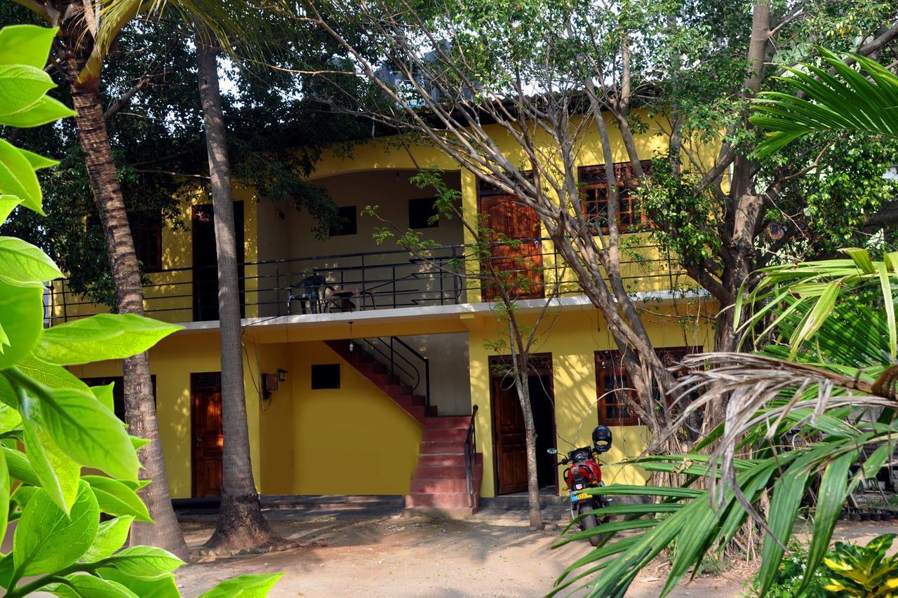 Hotel Pearl Gate Chilaw Eksteriør bilde
